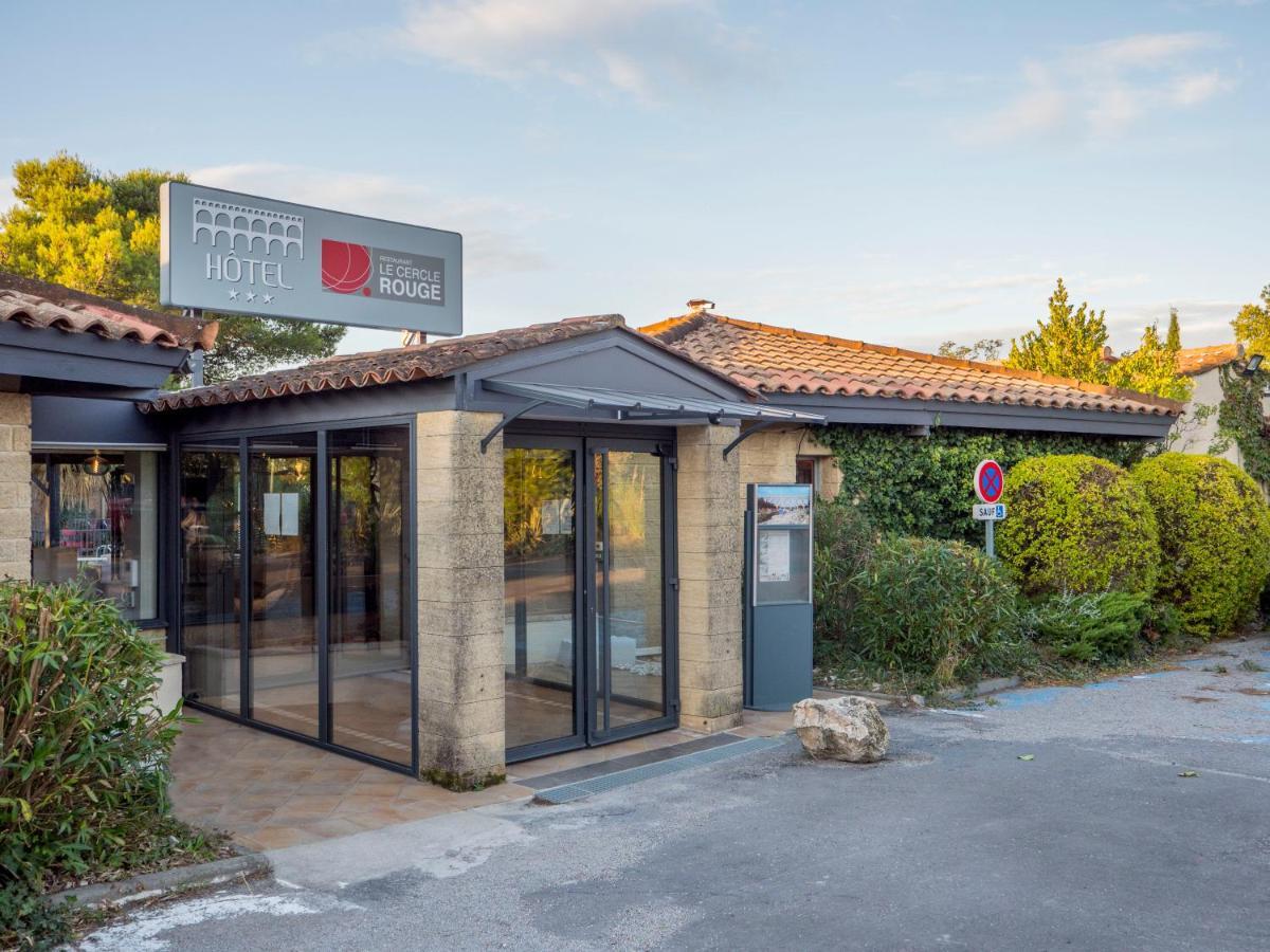 Logis Hotel Restaurant Uzes Pont Du Gard Bagian luar foto